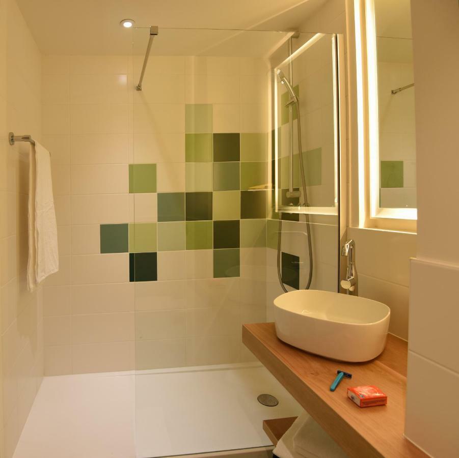 Hotel Ibis Styles Arcachon Mestras 3*